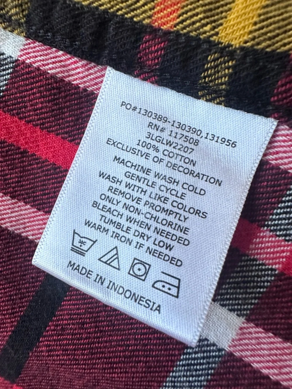 Levi’s Men’s Patchwork Plaid‎ Button-Down Shirt Size Medium